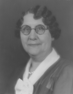 Eva Leota Towe c 1940