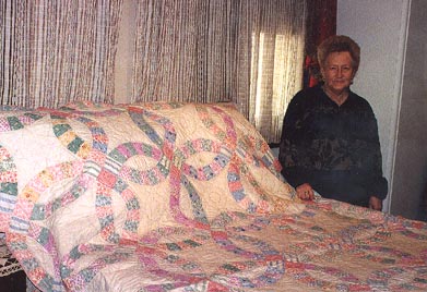 Arlene Crane with quilt