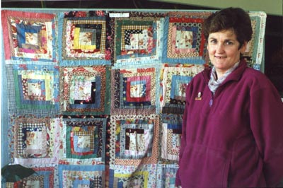 Lois Ryan with quilt