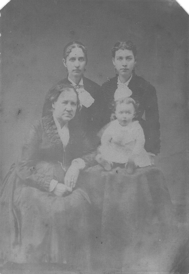 Surnames are: Wight (seated), Stid, Northam and baby Whipple c.1876